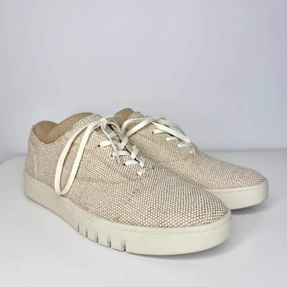 Vionic Callie Natural Canvas Comfort Sneaker Lace Up Closure Women's Size 9 NWOT